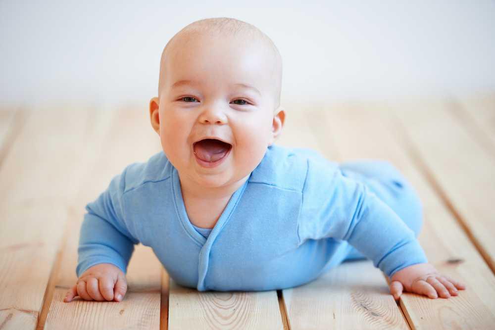 10 Ways to Encourage Crawling - Grow Organic Baby