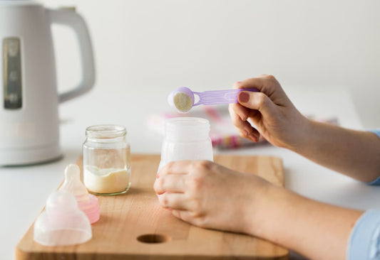 Hypoallergenic vs Organic Formula: Choosing the Best Fit for Your Baby