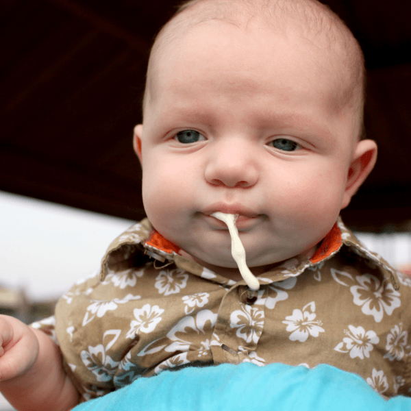 Indicators Of Too Much Spit Up - Grow Organic Baby